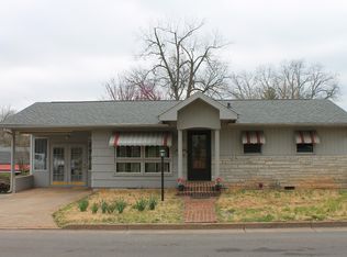 404 Williams St, Sweetwater, TN 37874