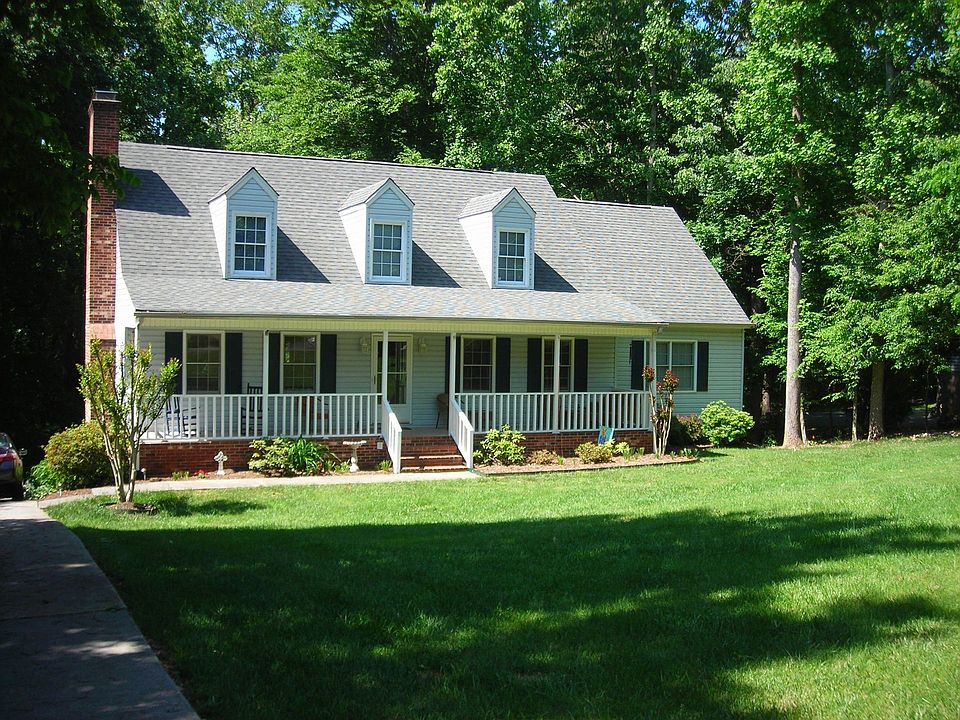 1st image of 465 Holly Hills Dr