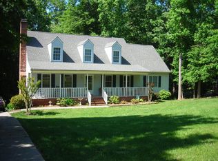 465 Holly Hills Dr, Altavista, VA 24517