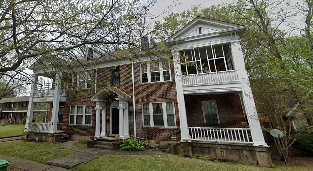 1 bed, 900 sqft, $750 — Photo 1