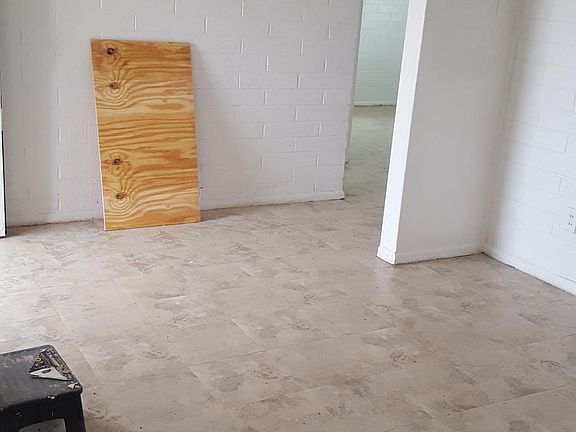 3rd image of 1405 N French St #506