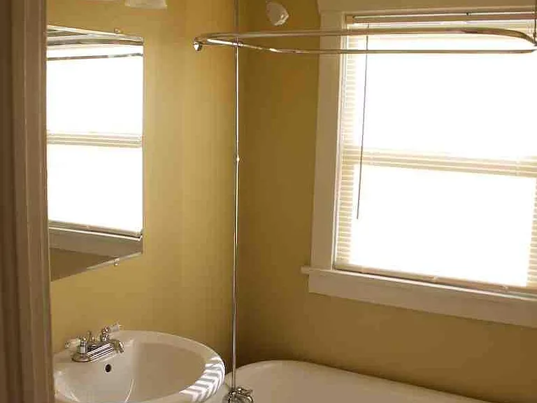 219 W 38th St #2W — Photo 6