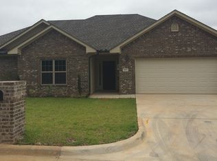 103 Brookway Ln, Longview, TX 75604