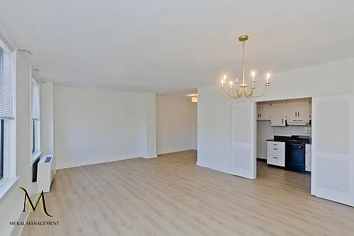 Floor plan 404