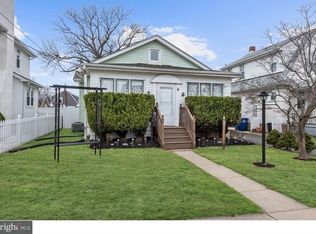 6 Illinois Ave, Burlington, NJ 08016