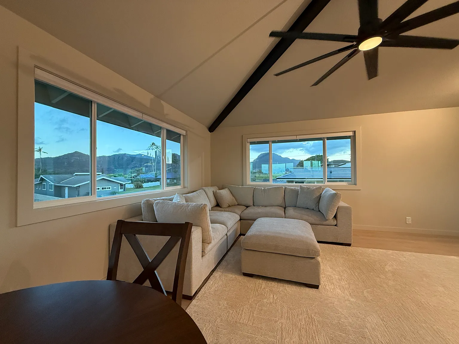 3 bed, 1639 sqft, $4,300 — Photo 4