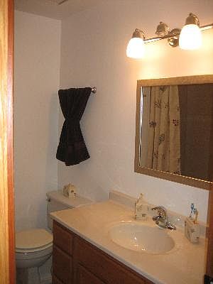 5th image of 10316 Mansfield Ave APT 2S