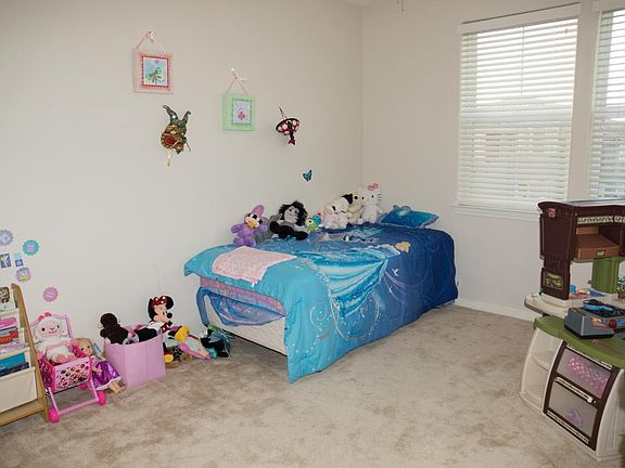 5th image of 2988 Grassina St Unit 521
