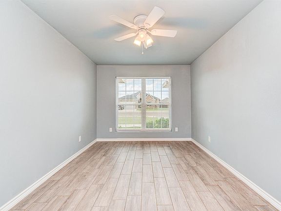 5th image of 5223 Kemper St