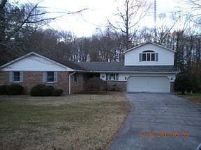 2nd image of 53 Lexington Dr