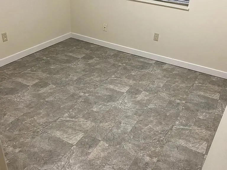 648 Palisades Dr — Photo 3