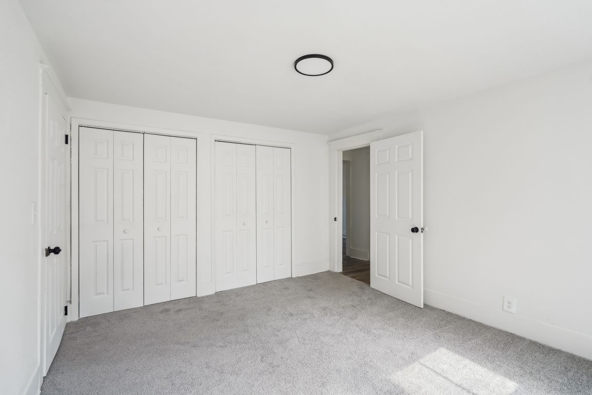 SE 219 Ave-1005-019.jpg