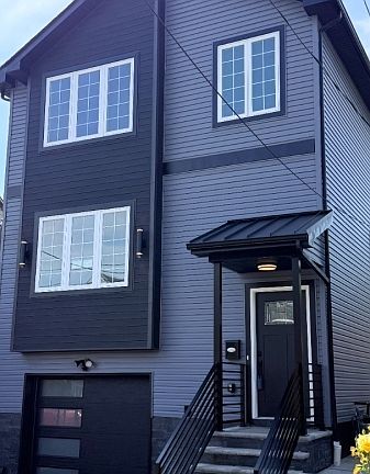 2nd image of 1508 Hiawatha Ave