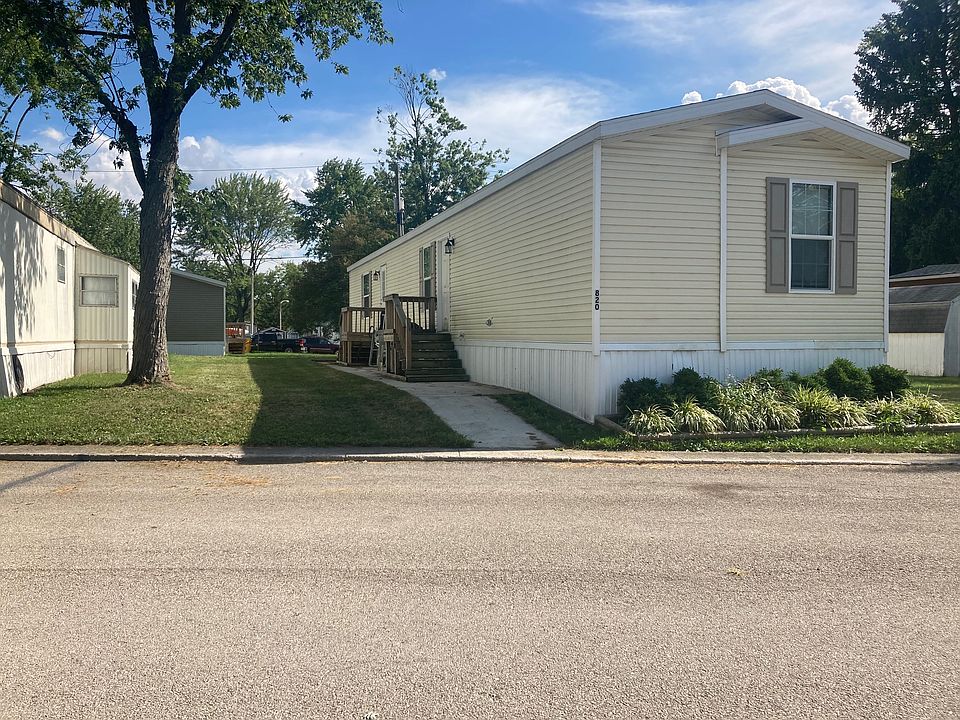 1st image of 820 Helen St