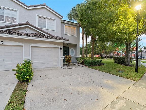 3rd image of 5889 NW 48th Ave