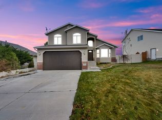 6721 S Adventure Way, West Jordan, UT 84081