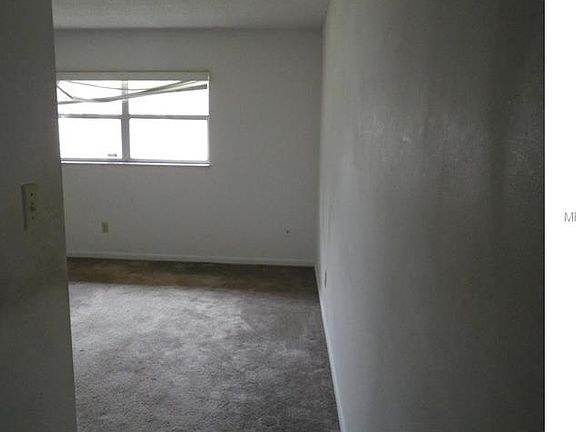 5th image of 7133 Balboa Dr #7133