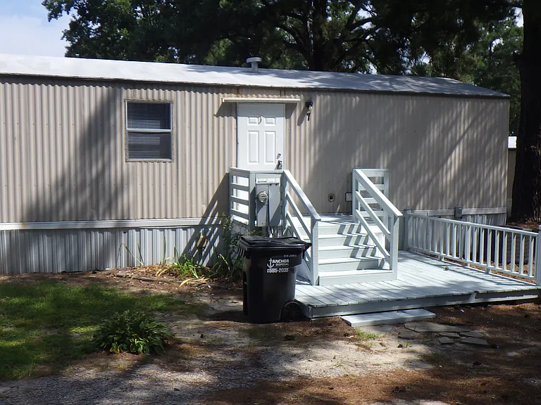 553 Country Ln #7 — Photo 19