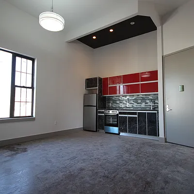 Rented by TheRealEstateCompany.com LLC | media 10