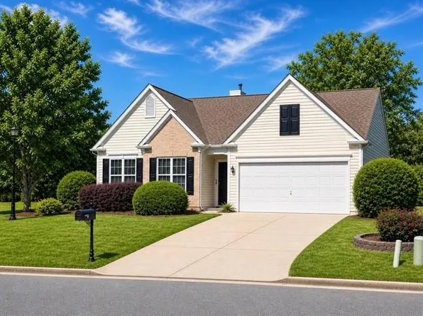 6365 Waveland Dr, Cumming, GA 30040