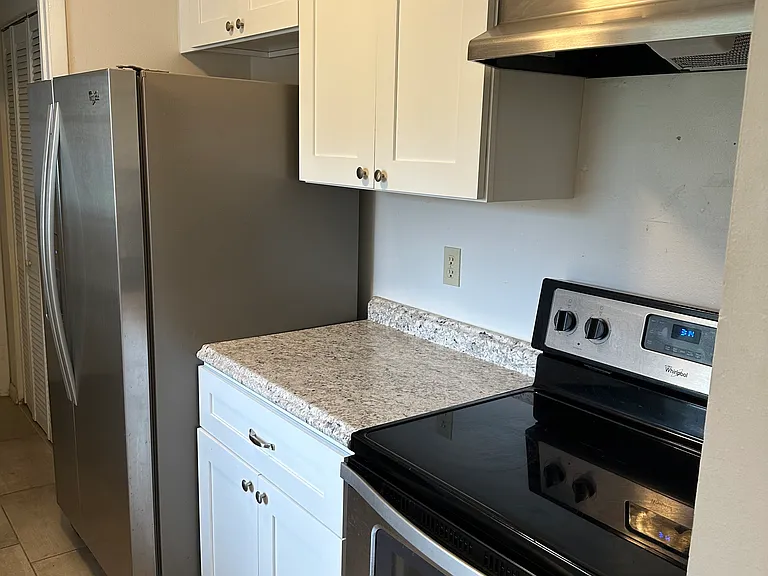 2638 Beal St — Photo 5