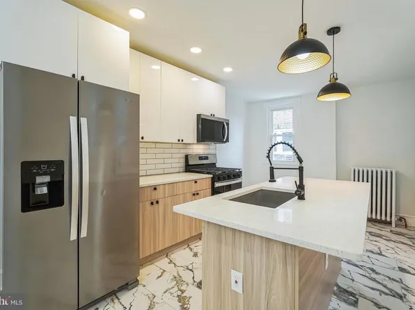 381 E Cliveden St, Philadelphia, PA 19119