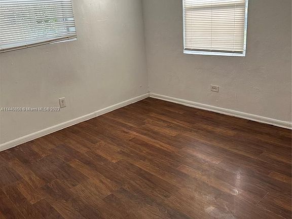 5th image of 519 NW 8th Ave APT 7