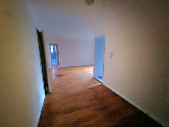 2nd image of 8536 144th St #B5