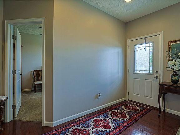 5th image of 8739 Elysee Cir
