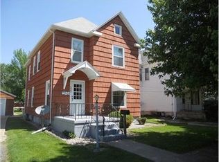 333 E Grove St, Sheldon, IL 60966