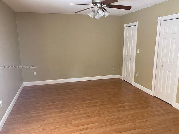 3rd image of 15913 Kingsmoor Way