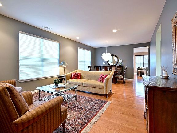 2nd image of 14248 Newport Cir