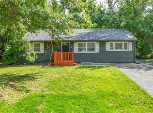 2518 S Crescent Ave, Independence, MO 64052