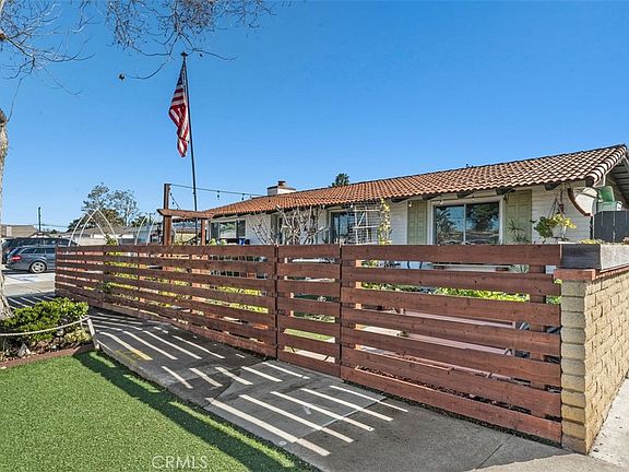 4th image of 20292 Riverside Dr