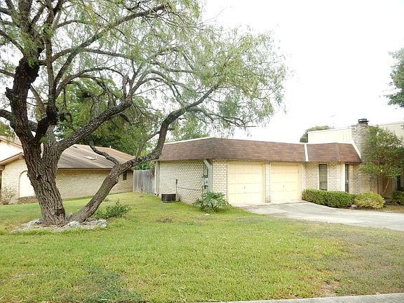 4th image of 2228 Lotus Blossom St