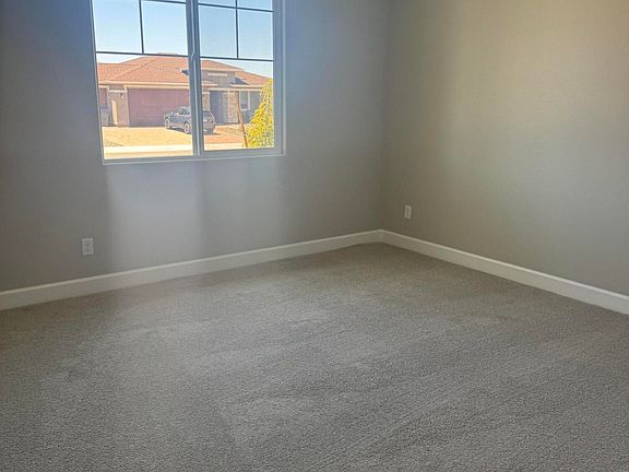 5th image of 8639 N Isabella Ct
