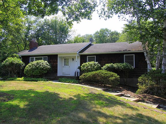 2nd image of 9 Susan Dr