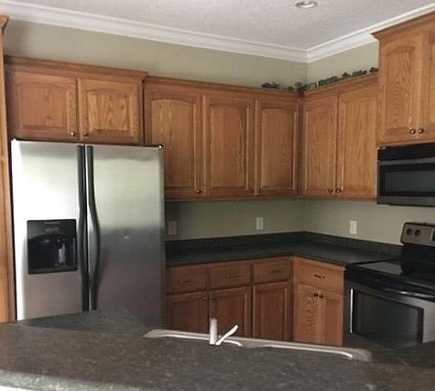 3rd image of 58 Silver Bluff Dr