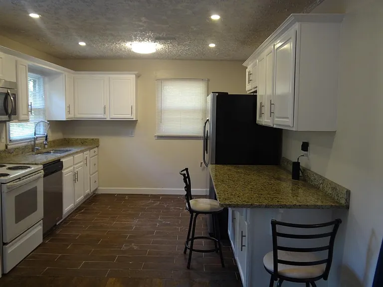 Kitchen overall