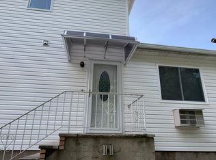 627 Wainwright Ave, Staten Island, NY 10312