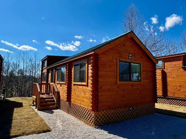 111 Coyote Rd, Marion, NC 28752