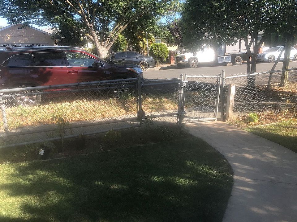 2nd image of 2181 Tiara Dr