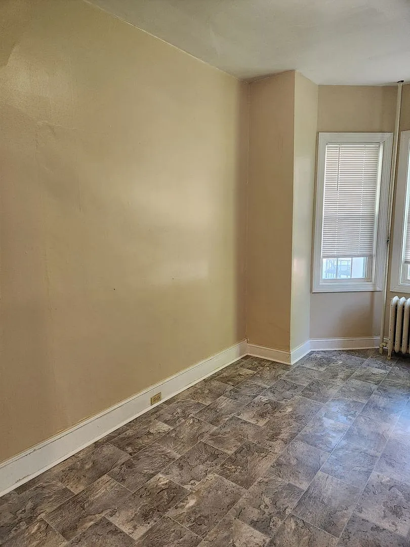 chv-002 ; 530 High Street — Photo 4