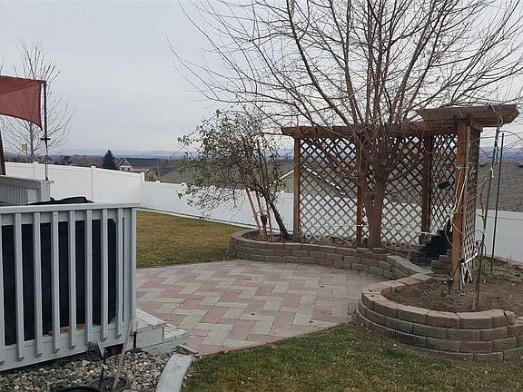 3rd image of 6110 Thistledown Dr