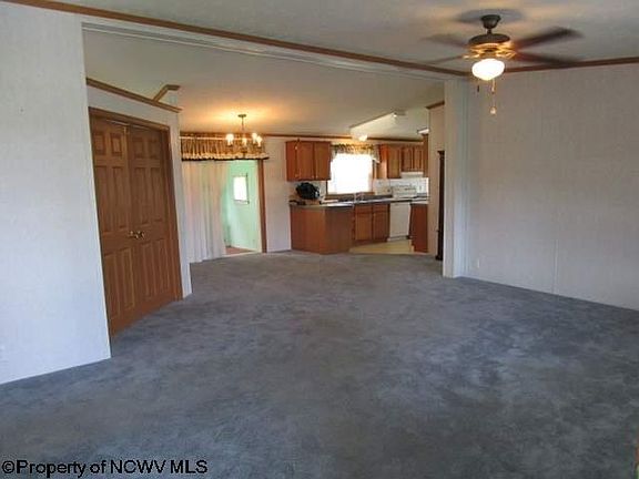 4th image of 141 Viquesney Ave