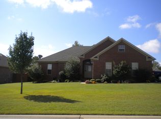 5909 Base Meadows Dr, Jacksonville, AR 72076