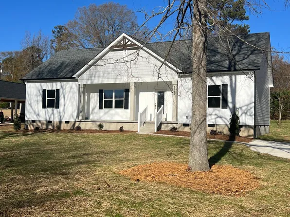 1235 Branch St, Lancaster, SC 29720