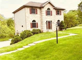 2346 Nicholson Rd, Sewickley, PA 15143