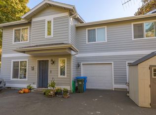 212 Oak St, Rogue River, OR 97537