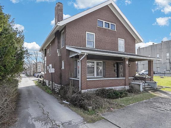 2nd image of 137 E Main St